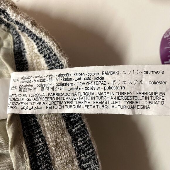 Zara Striped Black and Cream Women Shorts - Picture 4 of 11